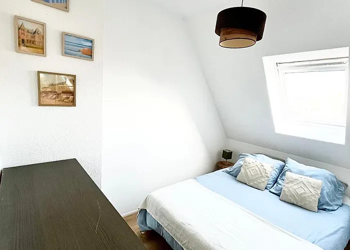 Douillet - Vue - Piscine/ Tennis Cabourg